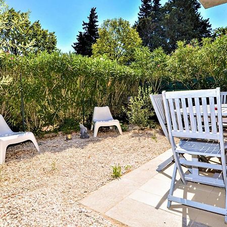 Lovely Apartment In Orange With Kitchen Dış mekan fotoğraf