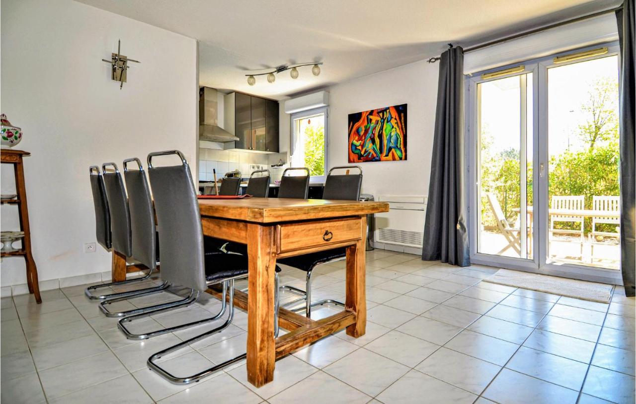 Lovely Apartment In Orange With Kitchen Dış mekan fotoğraf