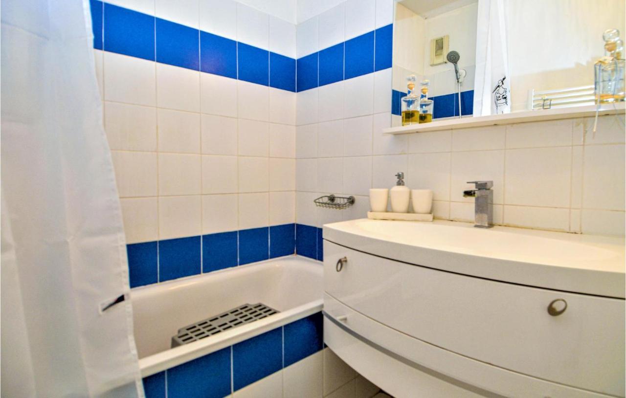 Lovely Apartment In Orange With Kitchen Dış mekan fotoğraf